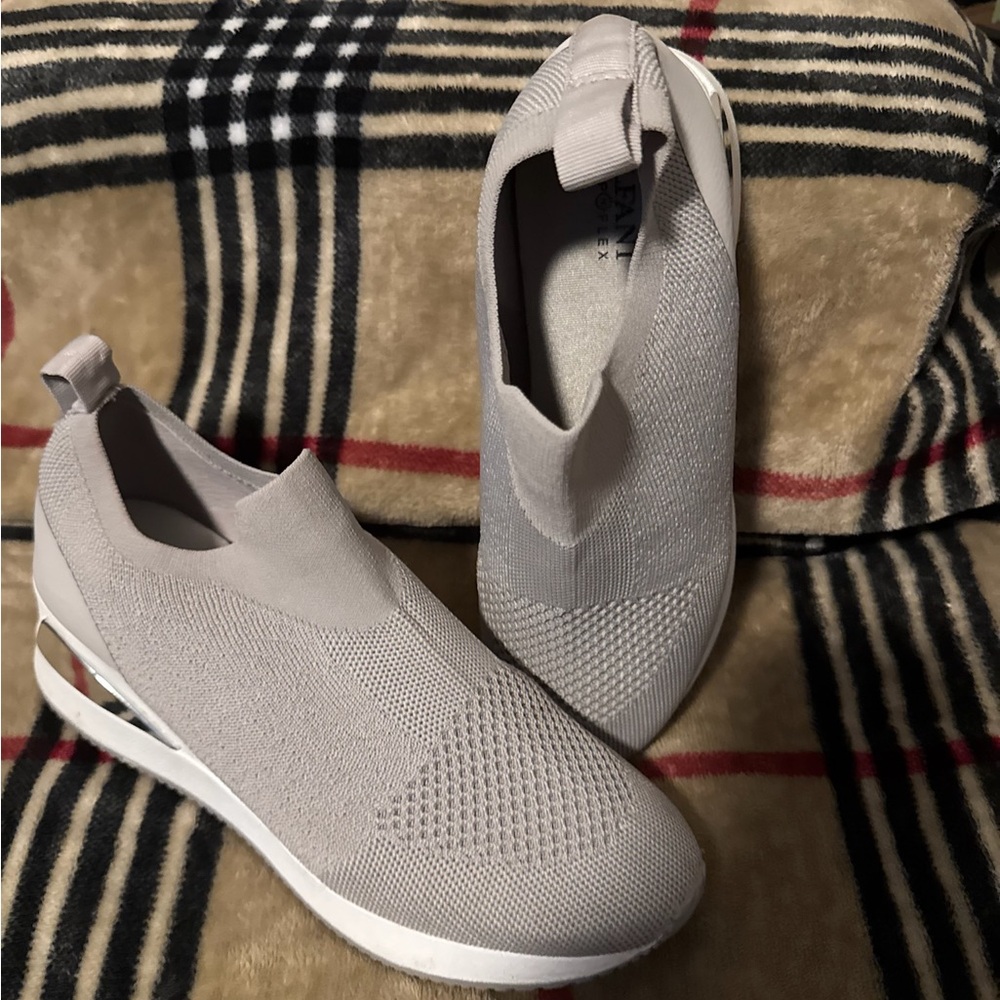 Elegant Gray Slip-On Sneakers